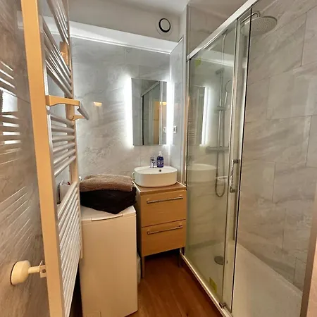 Isabelle - 31m2 Confortable En Rdc Avec Parking Et Terrasse